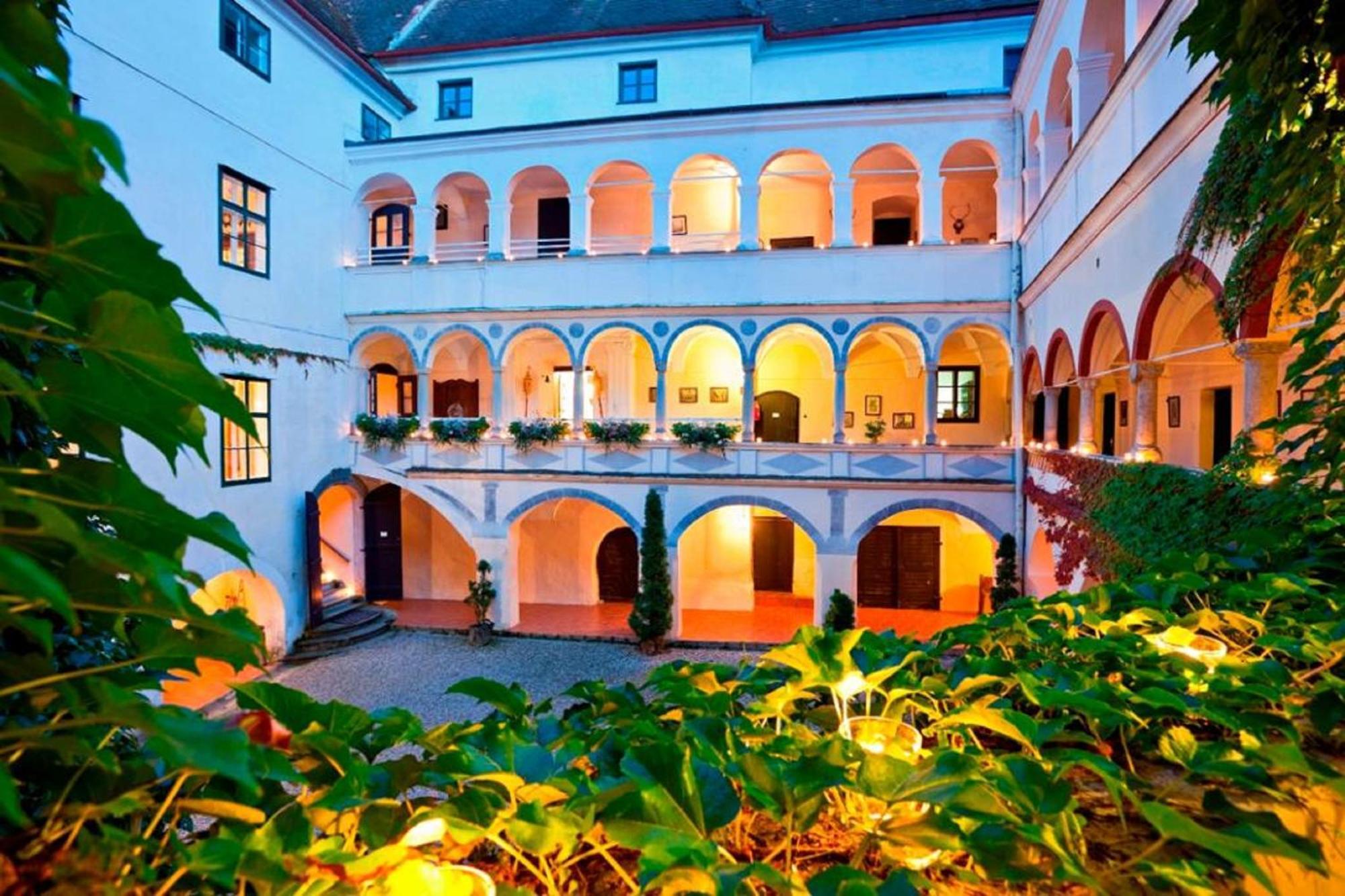 Schloss Ernegg Steinakirchen Am Forst Exterior foto